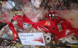 Holiday Granola Crunch – $7.25