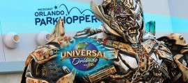 Universal Orlando Resort Transformers meet guests frontpagepicUSO