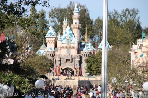 IMG_7276MiceChat-Disneyland-029-610x407.jpg