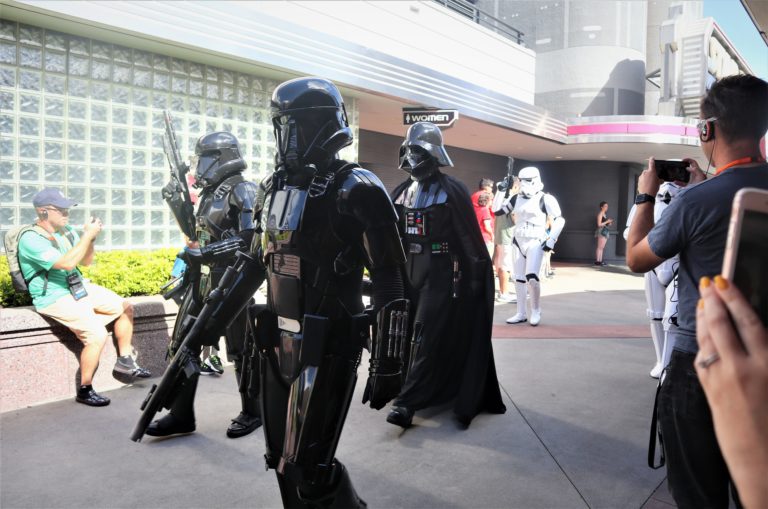 Out Of This World Star Wars Guided Tour At Disney S Hollywood Studios