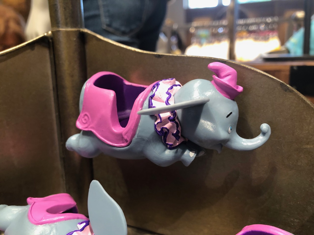 dumbo ride toy