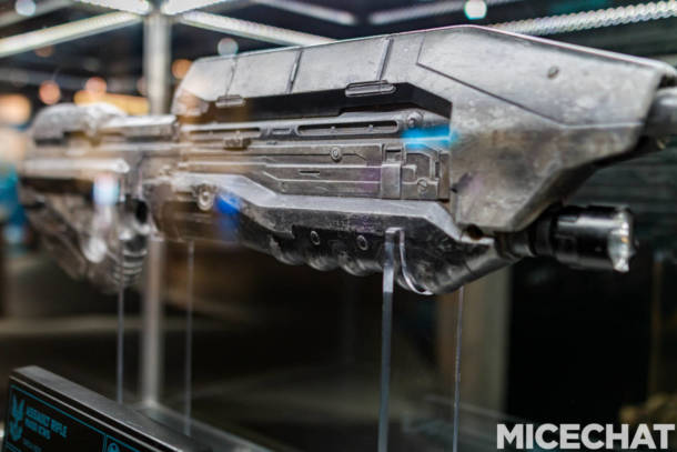 Halo UNSC Infinity Ship 18 Replica – Dark Horse Direct