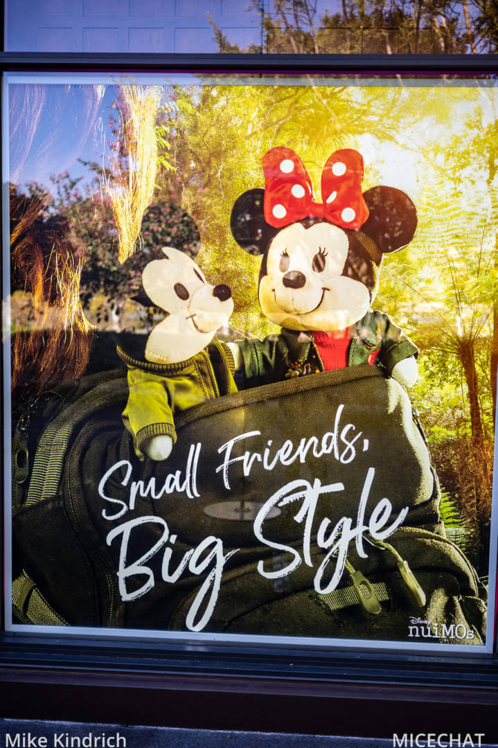 https://www.micechat.com/wp-content/uploads/2021/01/downtown-disney-world-of-disney-Mickey-and-Minnie-mouse-nuiMOs-window-display.jpg