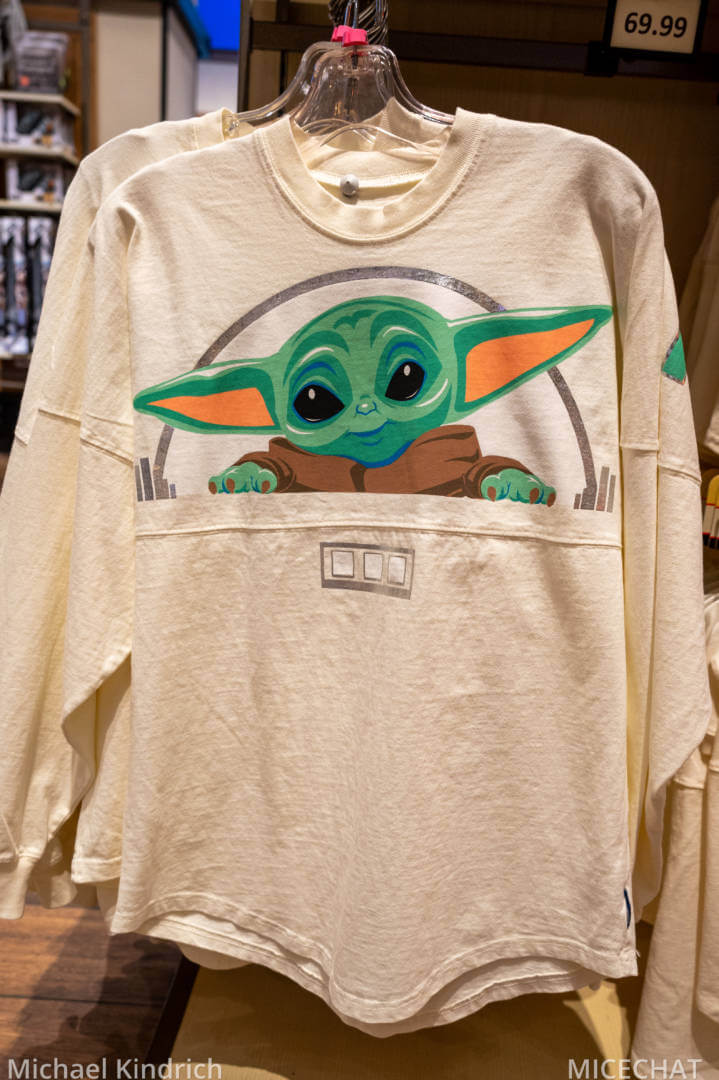 Disneyland-world-of-disney-mandalorian-grogu-spirit-jersey - MiceChat