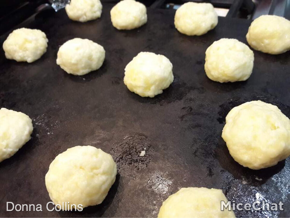 Saturday Snacks: Let's Make EPCOT's Pao de Queijo (Brazilian Cheese Bread)!