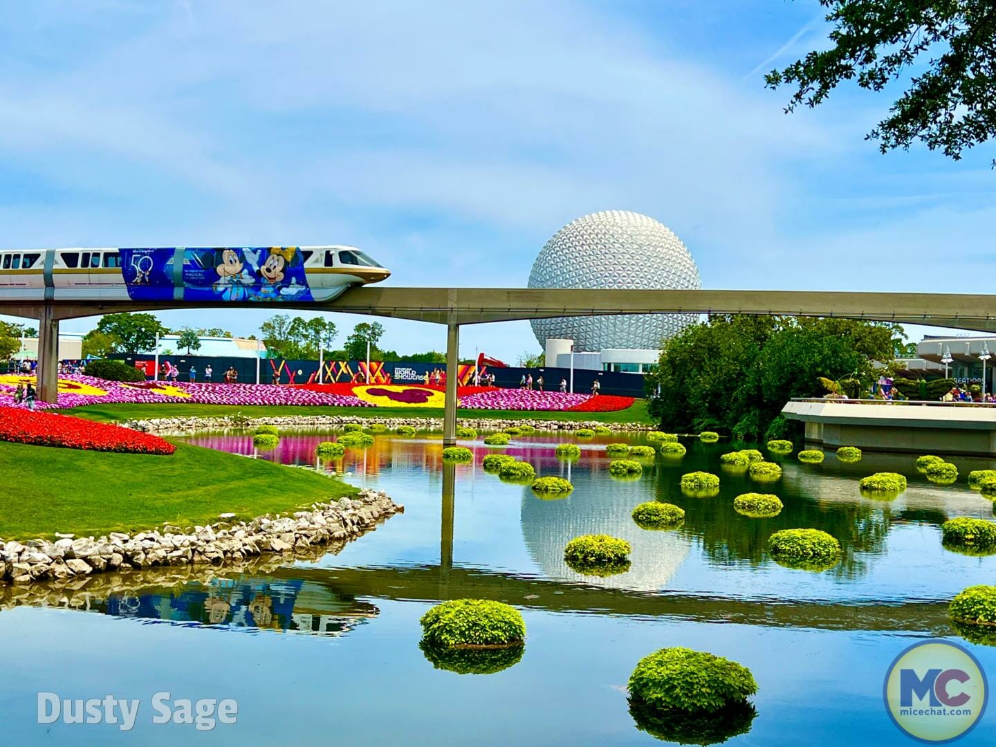 Epcot Flower And Garden Lagoon Flowers Micechat