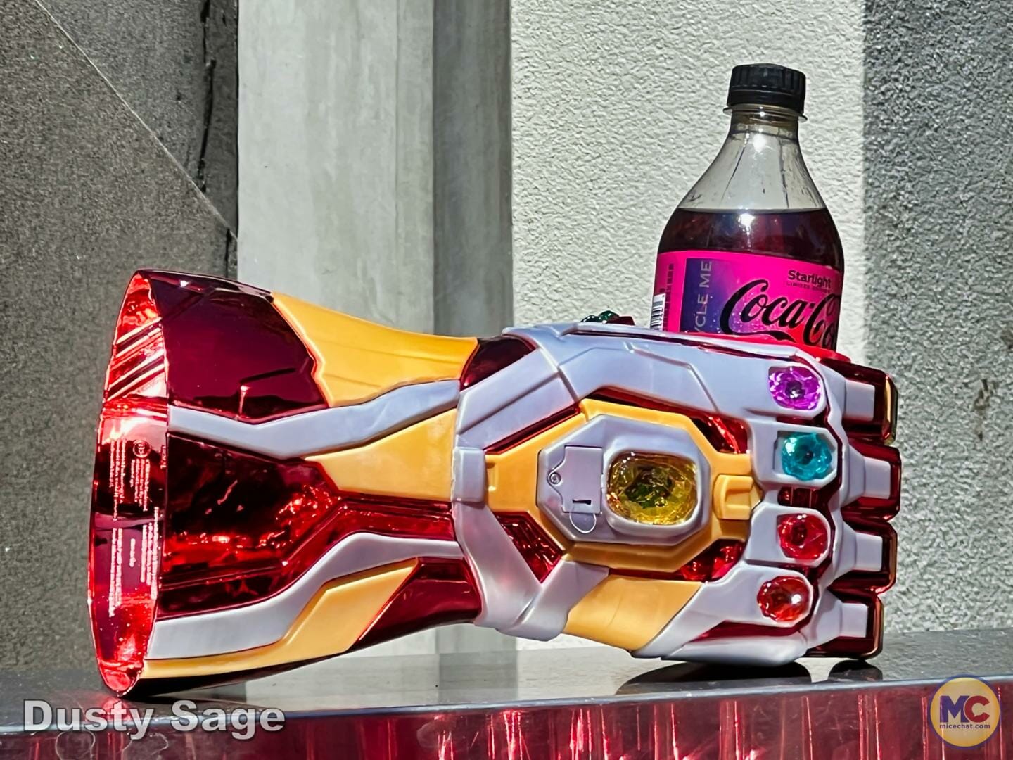 Disney California Adventure avengers campus infinity gauntlet beverage  holder coke starlight-micechat - MiceChat