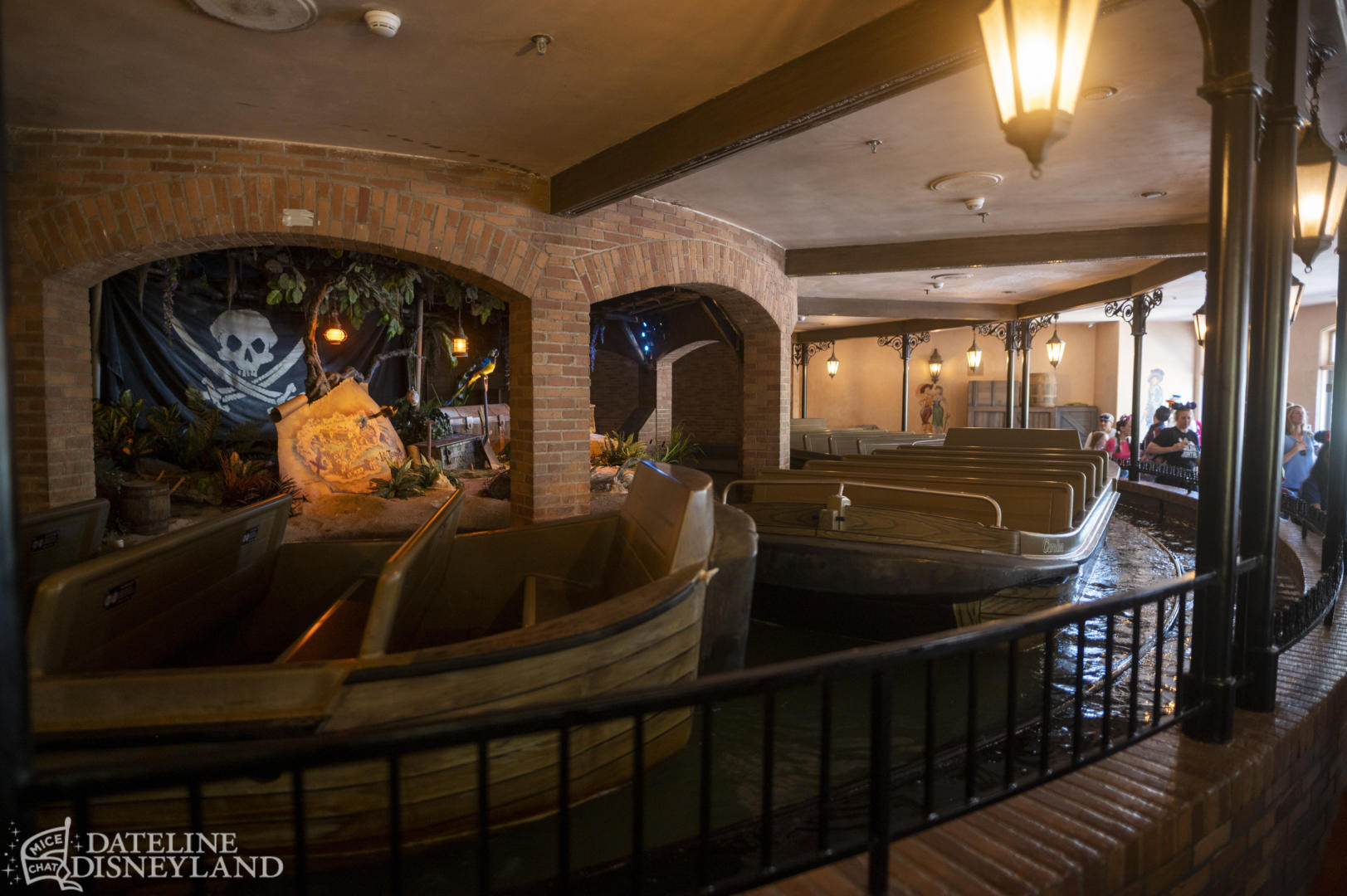 https://www.micechat.com/wp-content/uploads/2022/07/Disneyland-Pirates-of-the-Caribbean-entrance-boats-queue-DSC_9970-4K.jpg