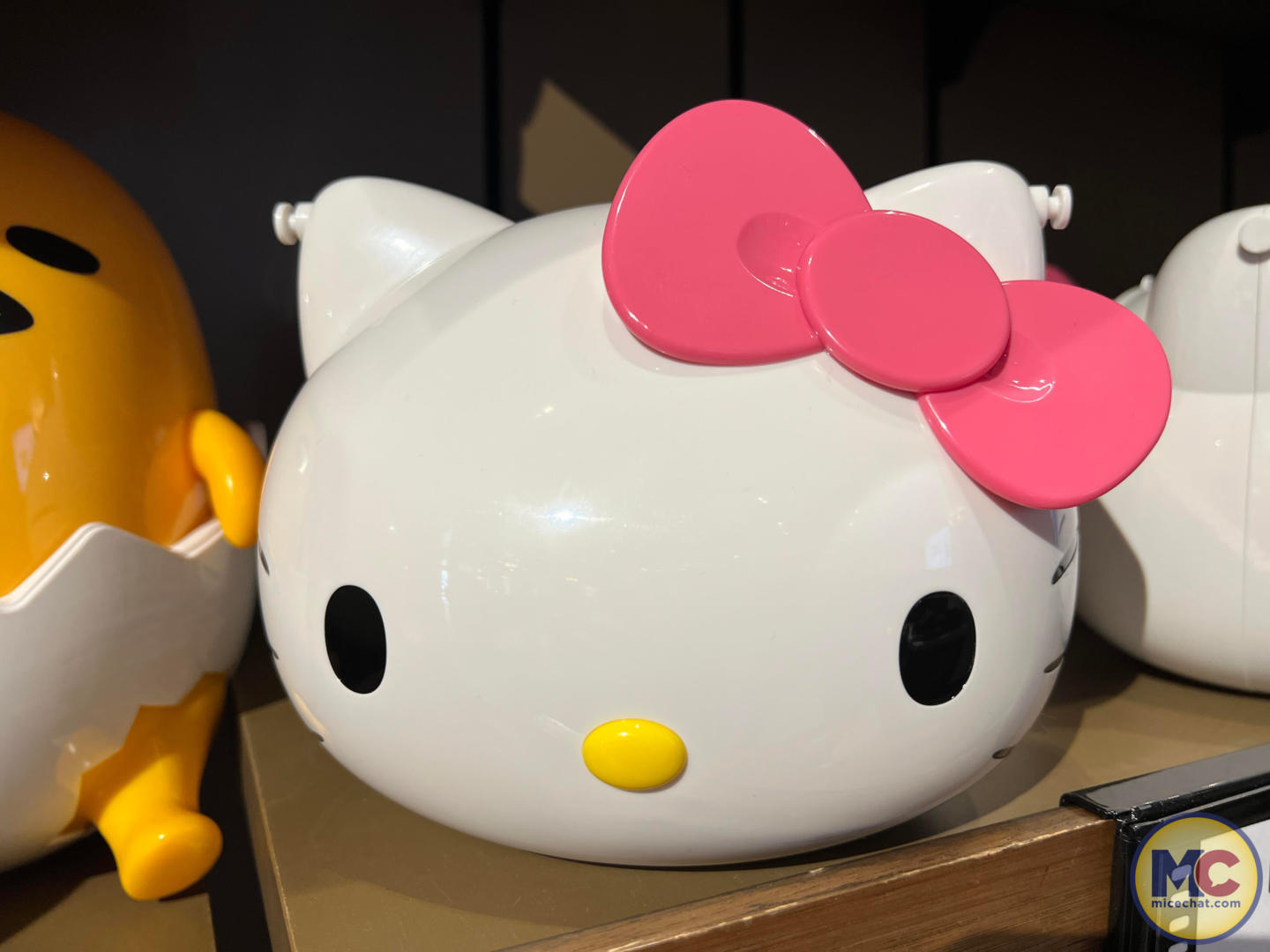 New Hello Kitty Popcorn Bucket Arrives at Universal Studios Florida - WDW  News Today