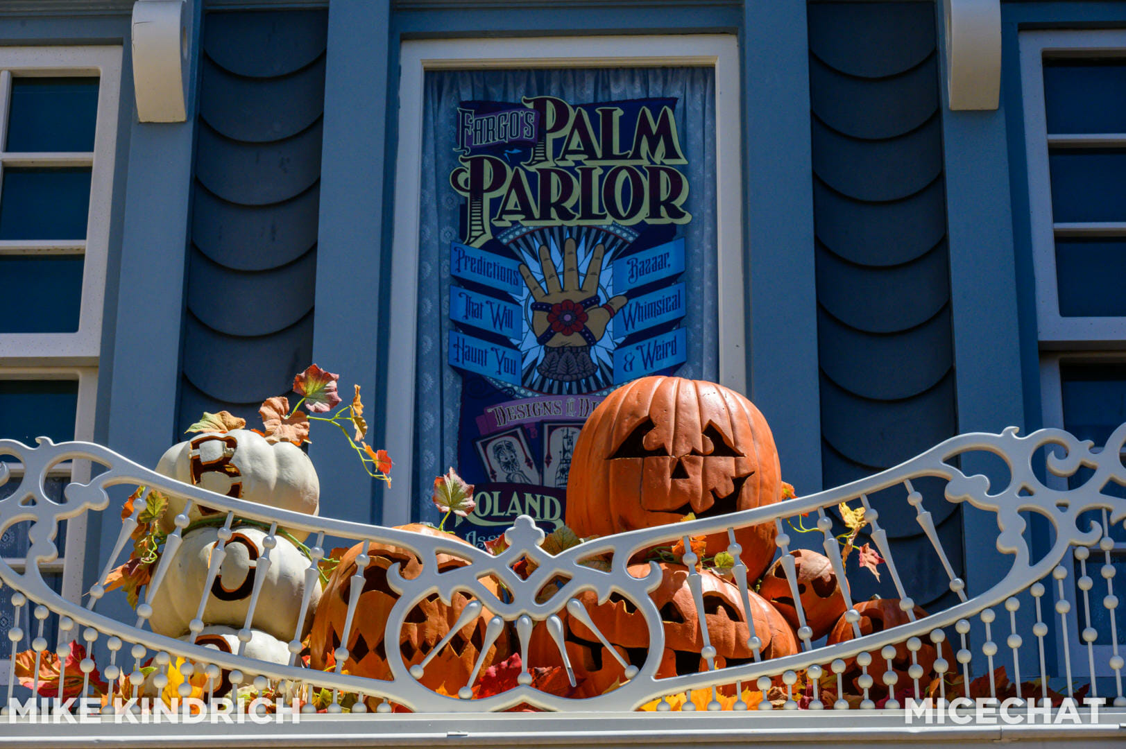 Disneyland Halloween 2024 Guide: Rides, Food, Decorations