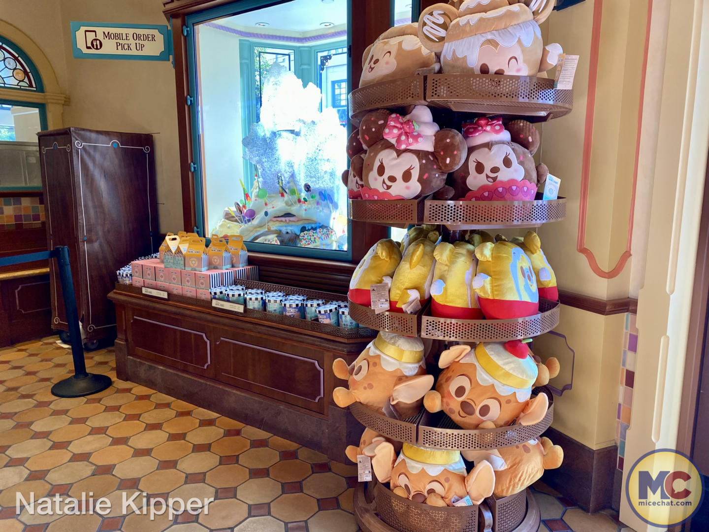 Just Disney - Mickey themed kitchen ✨😍😍 Credit: ARosangela