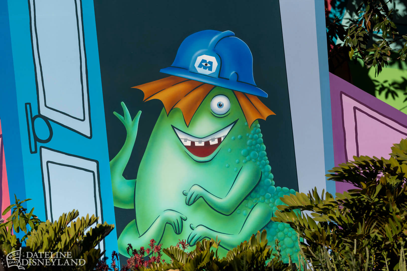 Pictures: Monsters Inc Mike and Sulley to the Rescue Facade - The