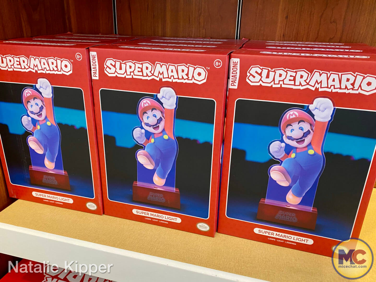 Lámpara Super Mario: Fire Flower. Merchandising