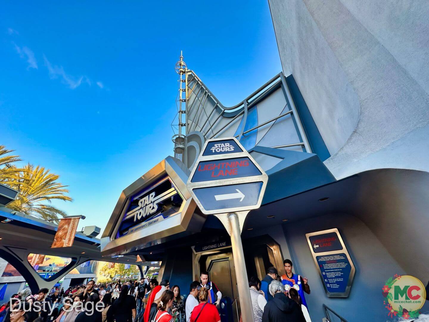 disneyland-Tomorrowland crowds lightning Lane Star Tours 2-MiceChat ...