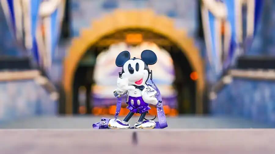 Photos: New Sippers Available In Mickey's Toontown Feature Favorite  Characters Including Goofy and Max 