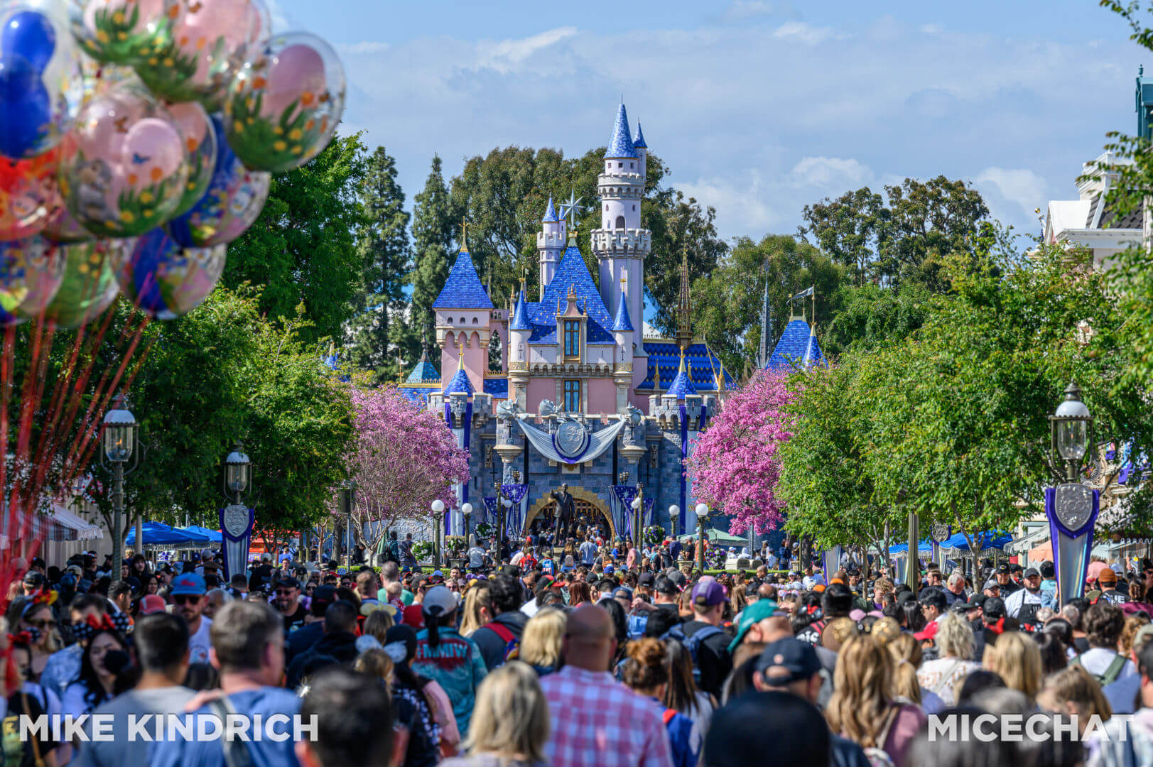 EYE CANDY: Balloons! - Imagineering Disney 