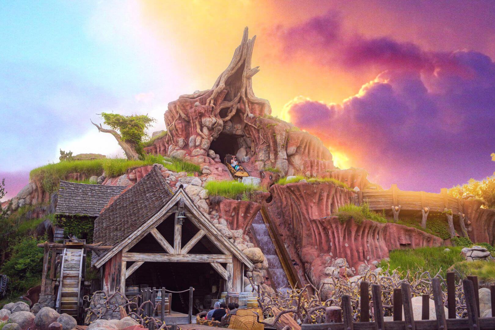 https://www.micechat.com/wp-content/uploads/2023/05/Splash-mountain-final-date-sunset-edit-cover-image-micechat-disneyland.jpg