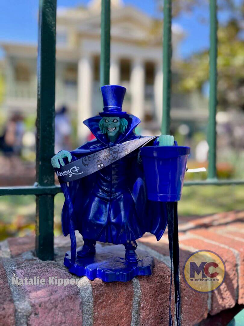 Disneyland's Ghoulishly Delightful New Sipper & Collectible Popcorn ...