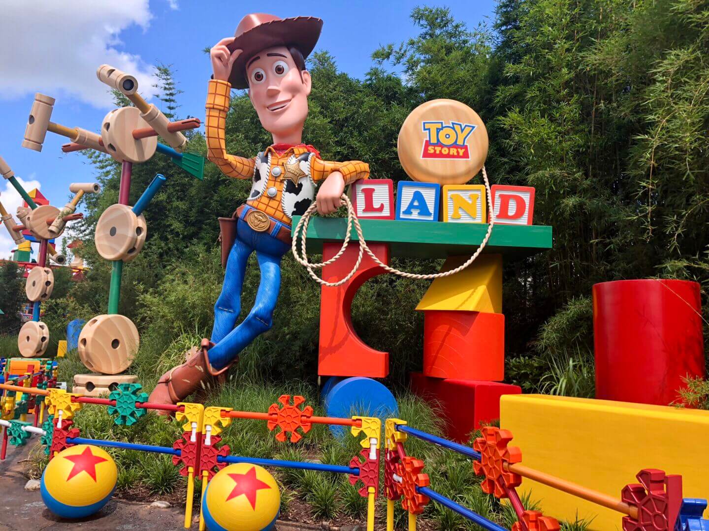 Toy Story Land - Woody - Photo by Samantha Davis-Friedman - MiceChat