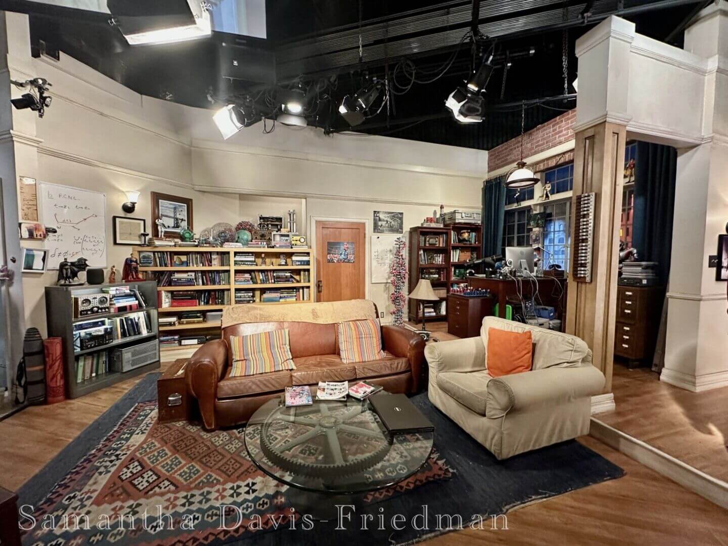 Warner Bros. Studio Tour Hollywood - Big Bang Theory - Photo by Samantha  Davis-Friedman - MiceChat