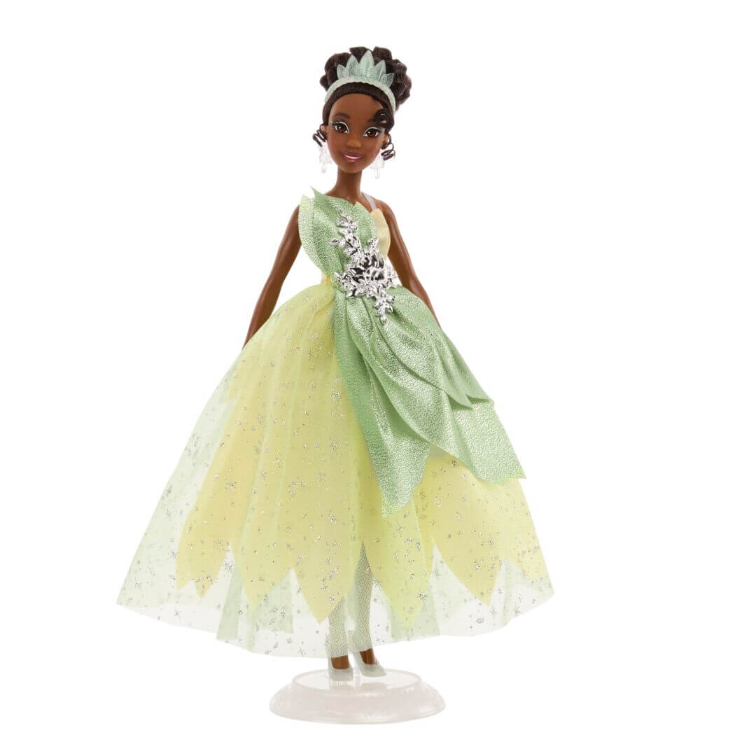 https://www.micechat.com/wp-content/uploads/2023/08/mattel-creations-disney-collector-radiance-collection-dolls-tiana.jpg