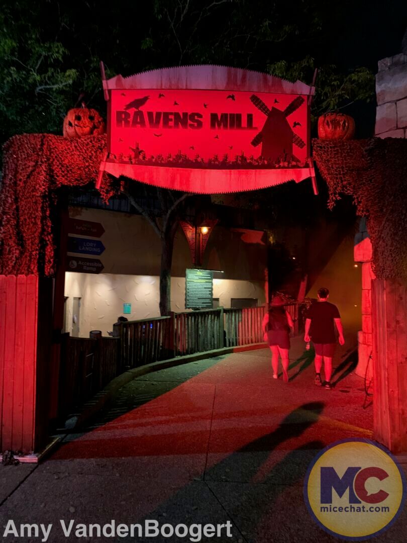 5 Theme Parks for Halloween Thrills and Chills